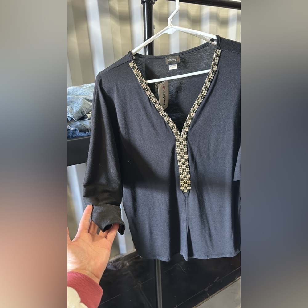 Buckle diamond top
